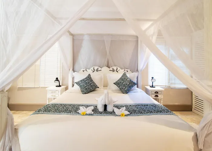 Villa D 3 Bedroom Private Pool Near The